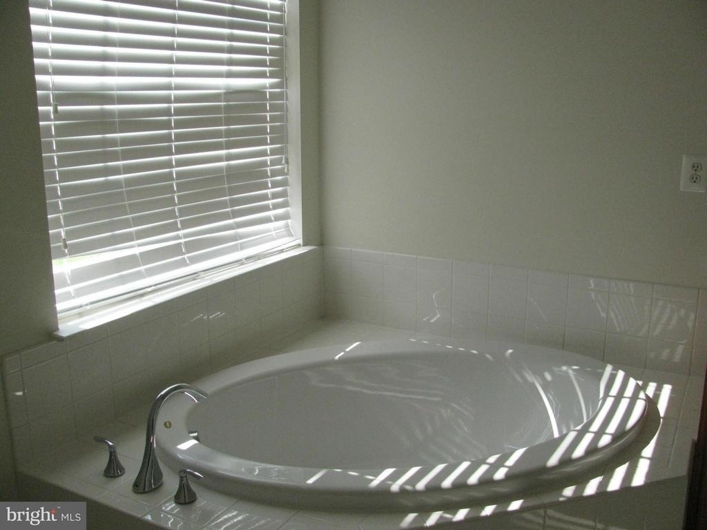 803 Carnaby Street - Photo 5