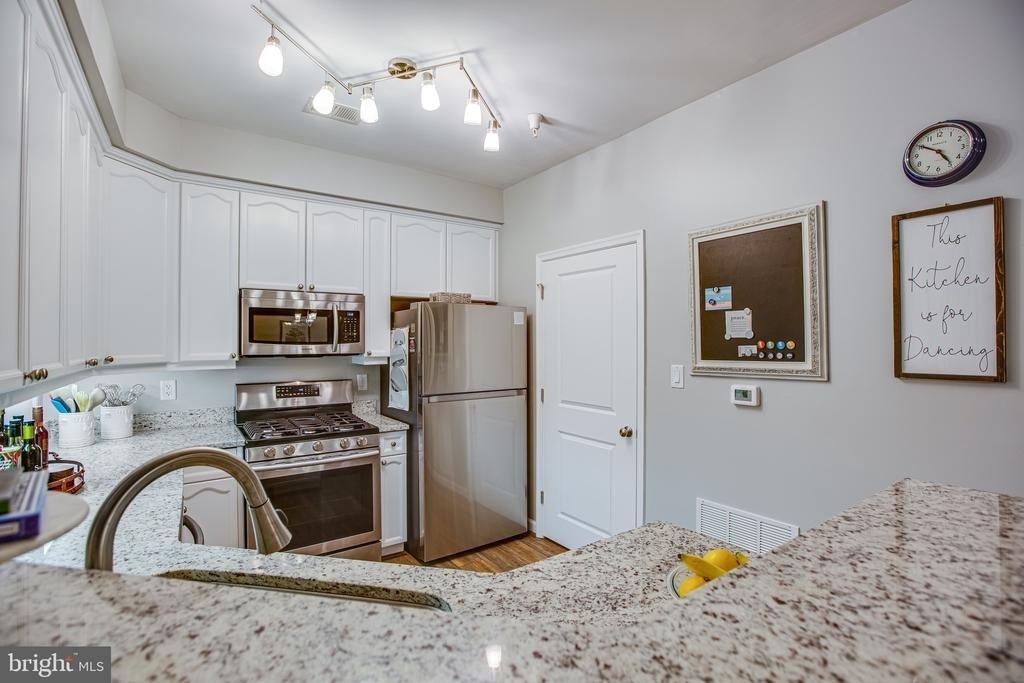 500 Belmont Bay Drive - Photo 16