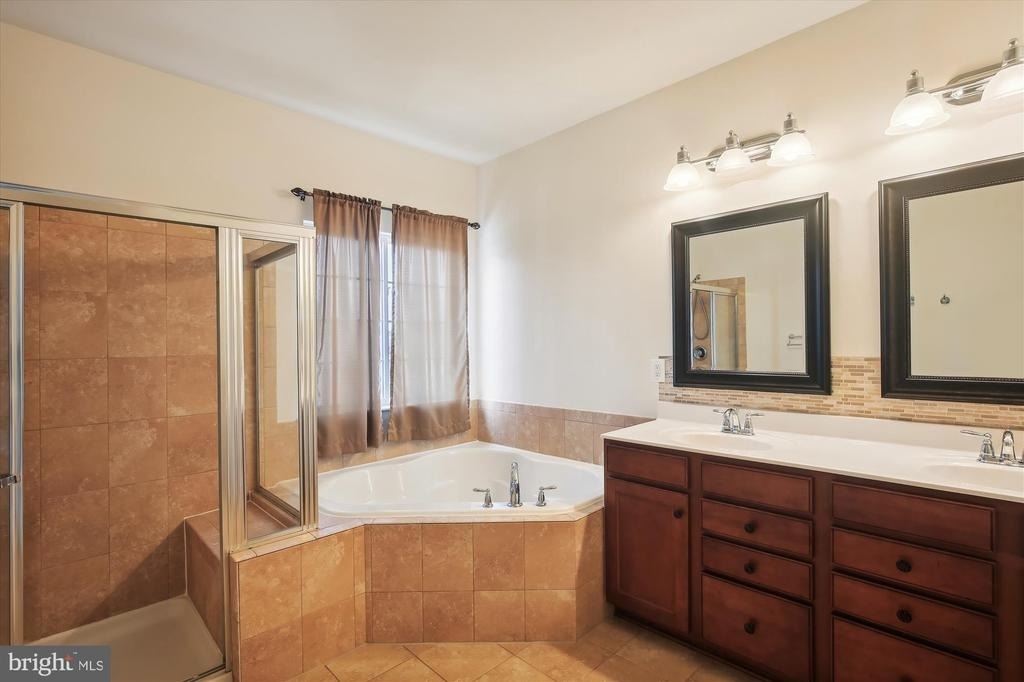 9003 Belo Gate Drive - Photo 13