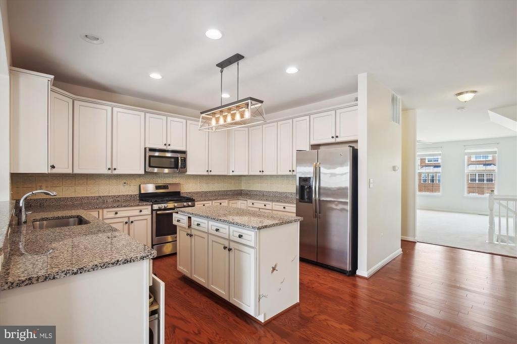 9003 Belo Gate Drive - Photo 4