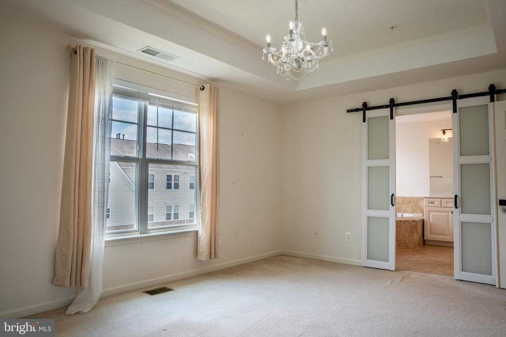 42243 Canary Grass Square - Photo 54