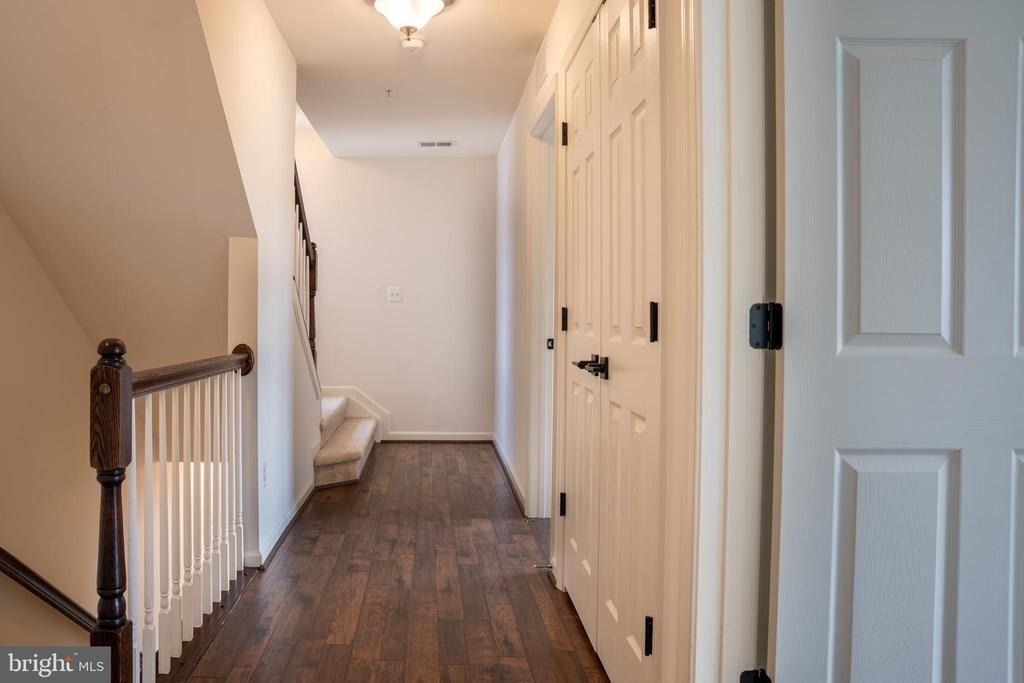 42243 Canary Grass Square - Photo 34