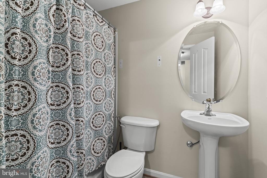 9533 Barbaras Way - Photo 20