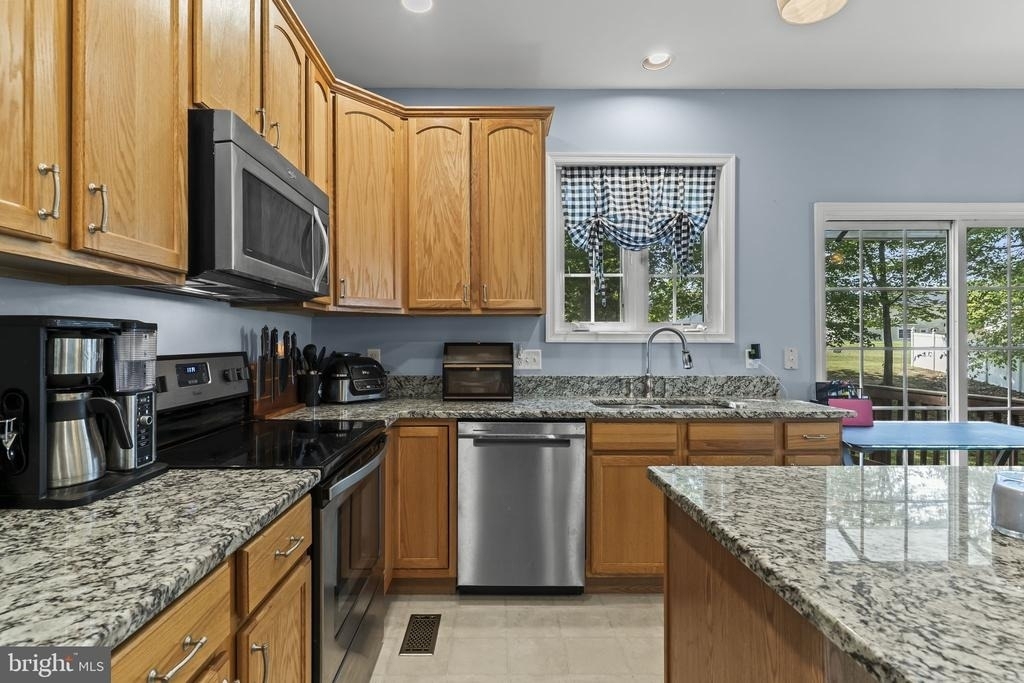 9533 Barbaras Way - Photo 13