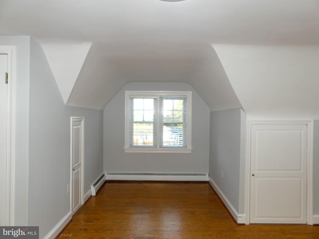 903 Crestview Drive - Photo 7