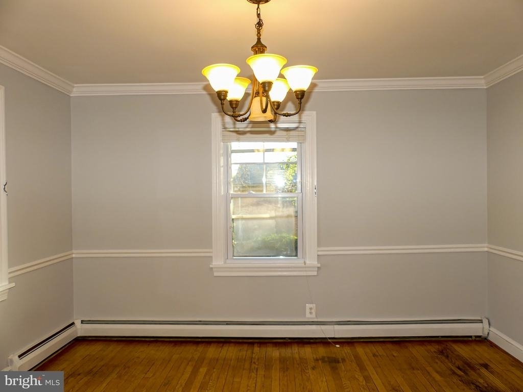 903 Crestview Drive - Photo 4