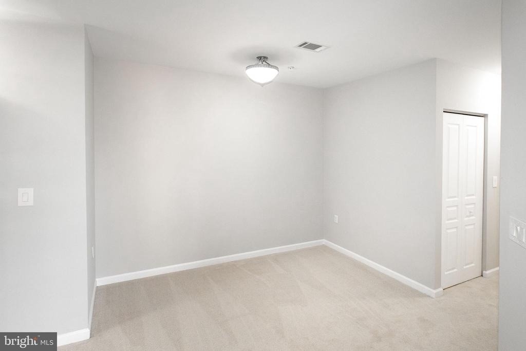 2204 Westcourt Lane - Photo 14