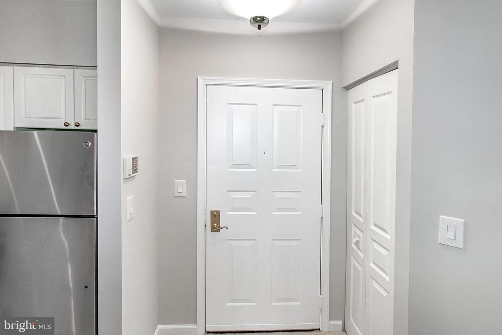 2204 Westcourt Lane - Photo 7