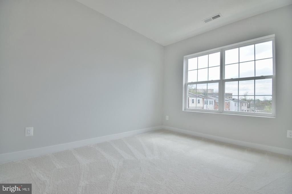 8276 Safarian Way - Photo 20