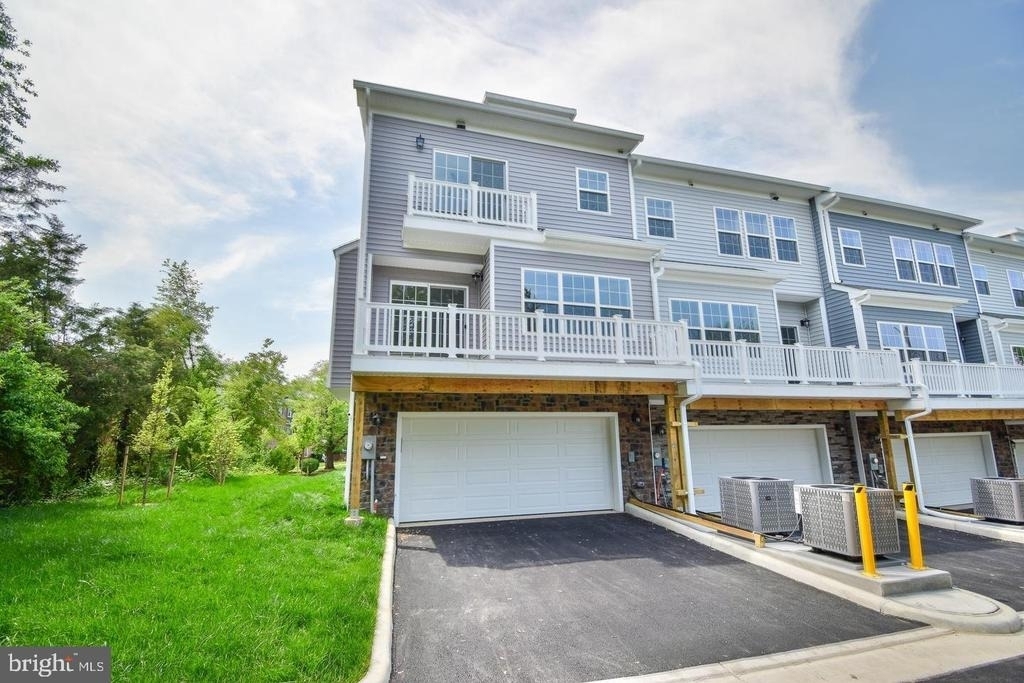 8276 Safarian Way - Photo 26