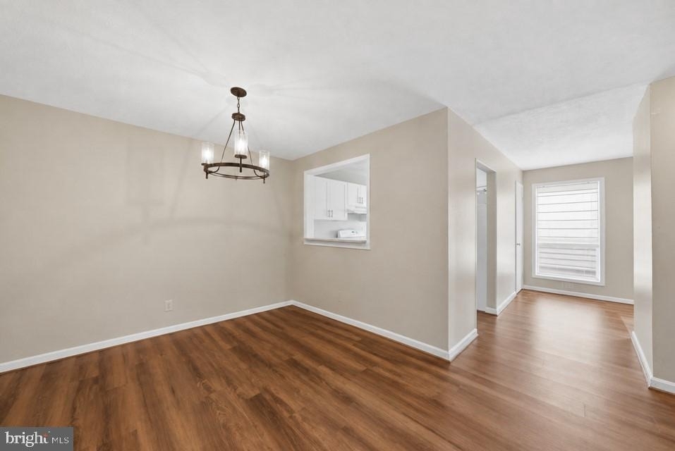 10118 Oakton Terrace Road - Photo 14