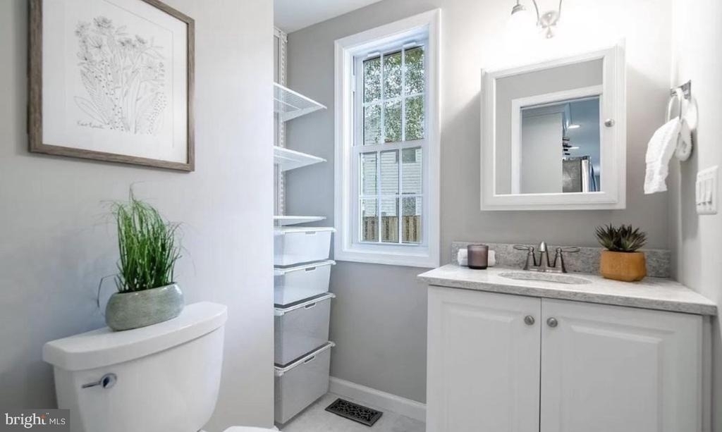 3111 Graydon Street - Photo 7