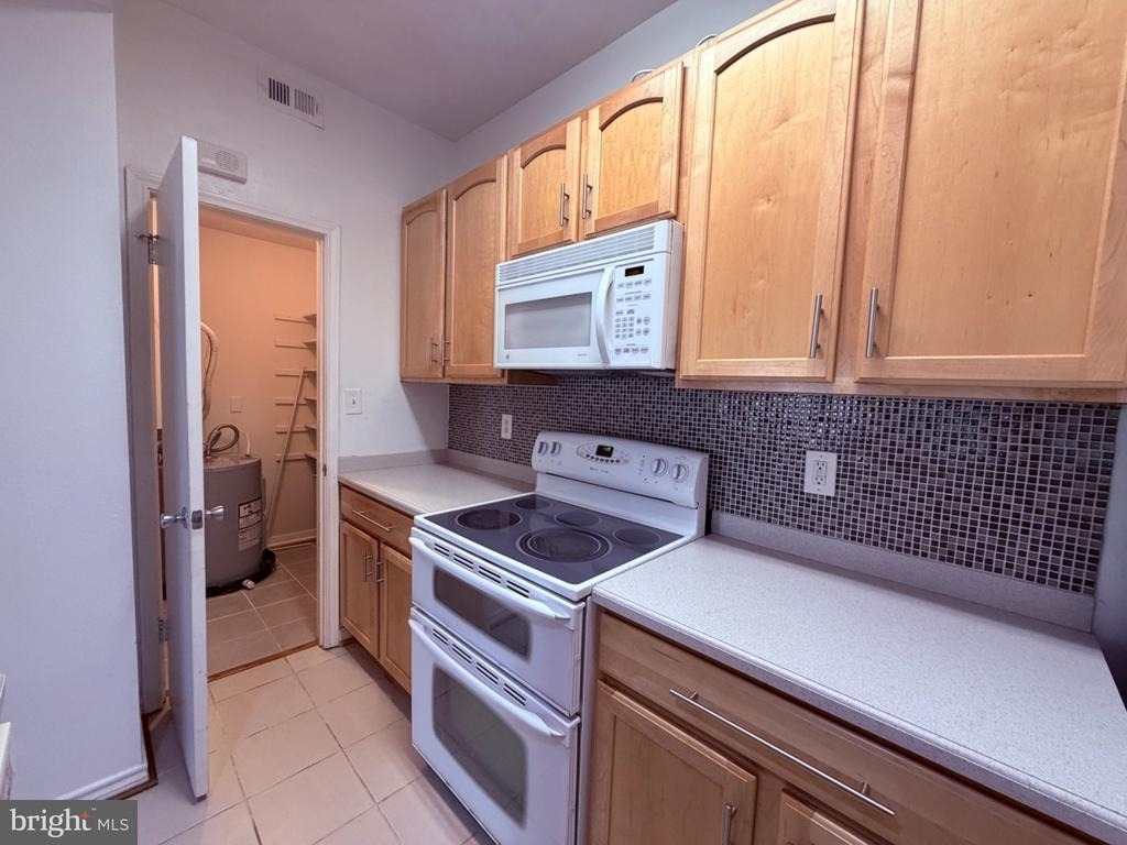 12152 Penderview Terrace - Photo 3