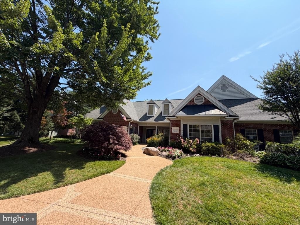 12152 Penderview Terrace - Photo 16