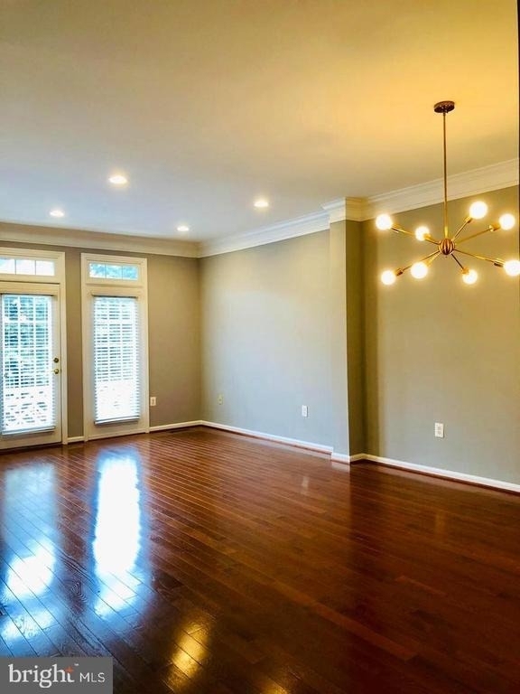 4497 Monmouth Street - Photo 3