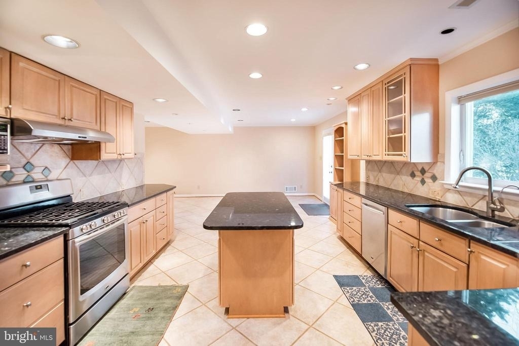 6226 Hardy Drive - Photo 6