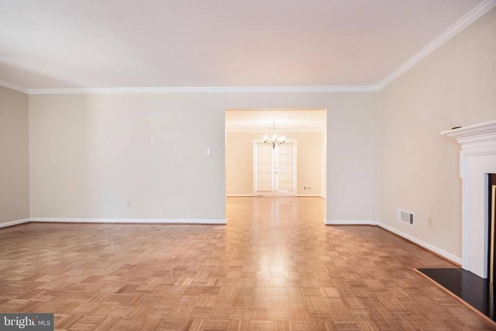 6226 Hardy Drive - Photo 4