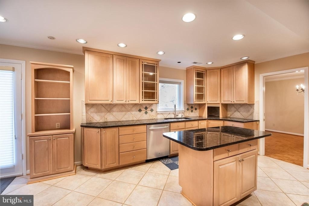 6226 Hardy Drive - Photo 7