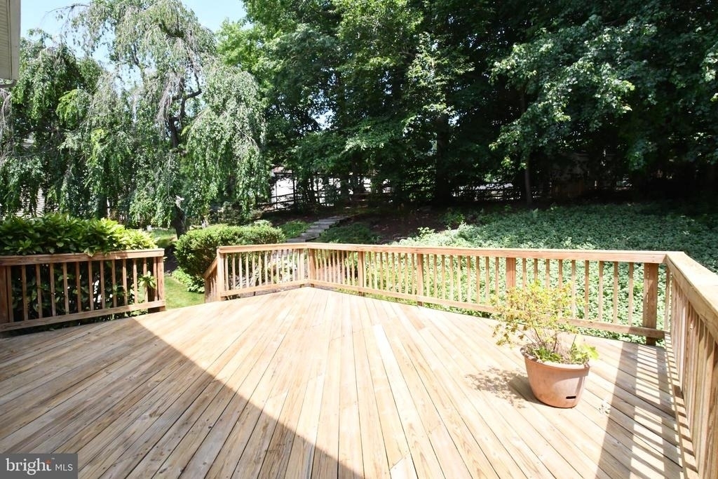 8017 Diving Cliff Lane - Photo 11