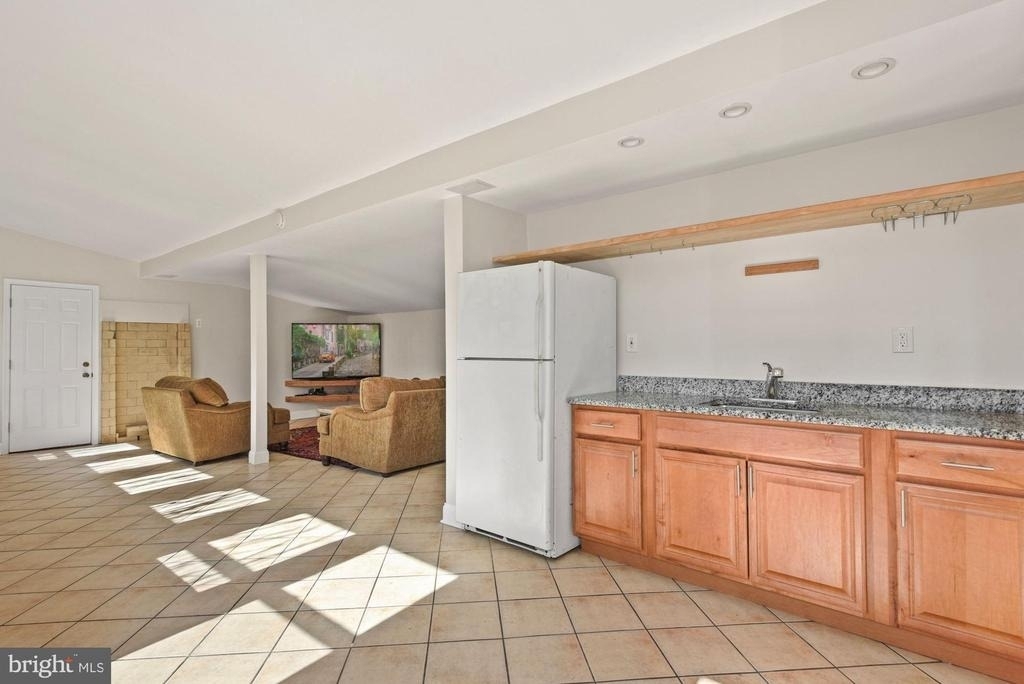 326 Walker Road - Photo 38