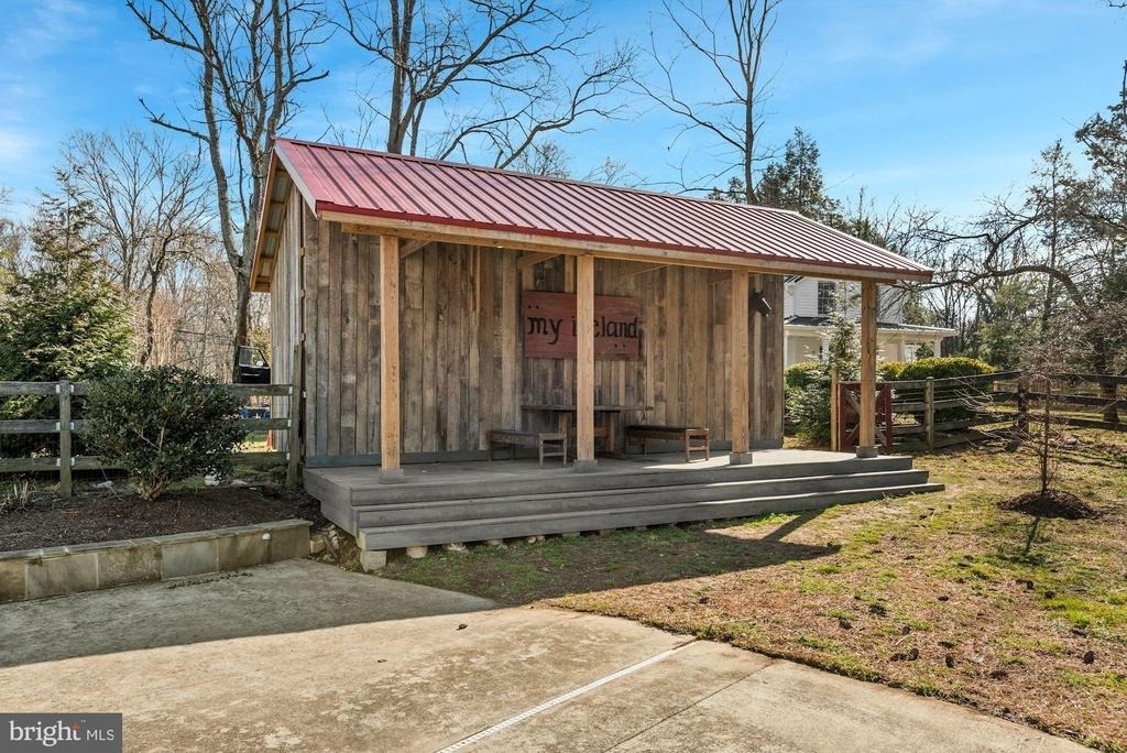 326 Walker Road - Photo 42
