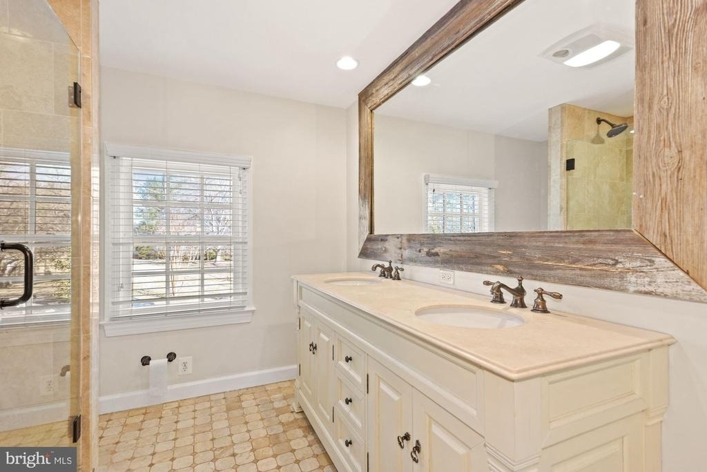 326 Walker Road - Photo 27