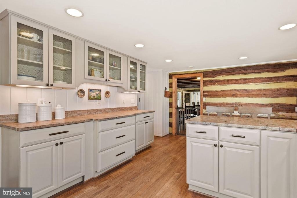 326 Walker Road - Photo 6