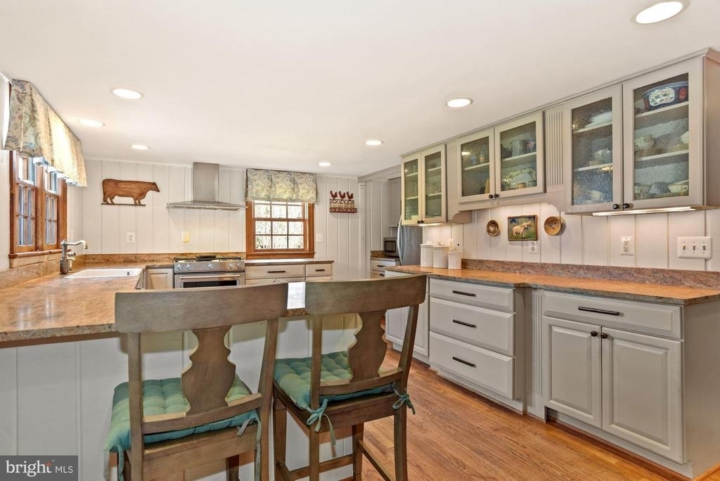 326 Walker Road - Photo 3