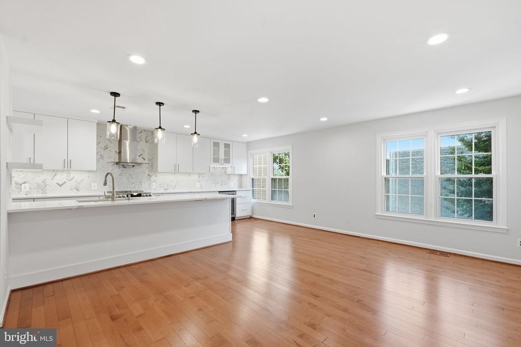 10429 Red Granite Terrace - Photo 5