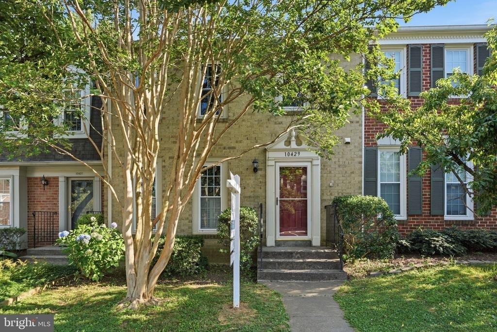 10429 Red Granite Terrace - Photo 2