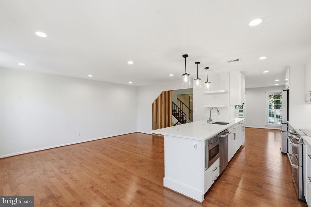 10429 Red Granite Terrace - Photo 7
