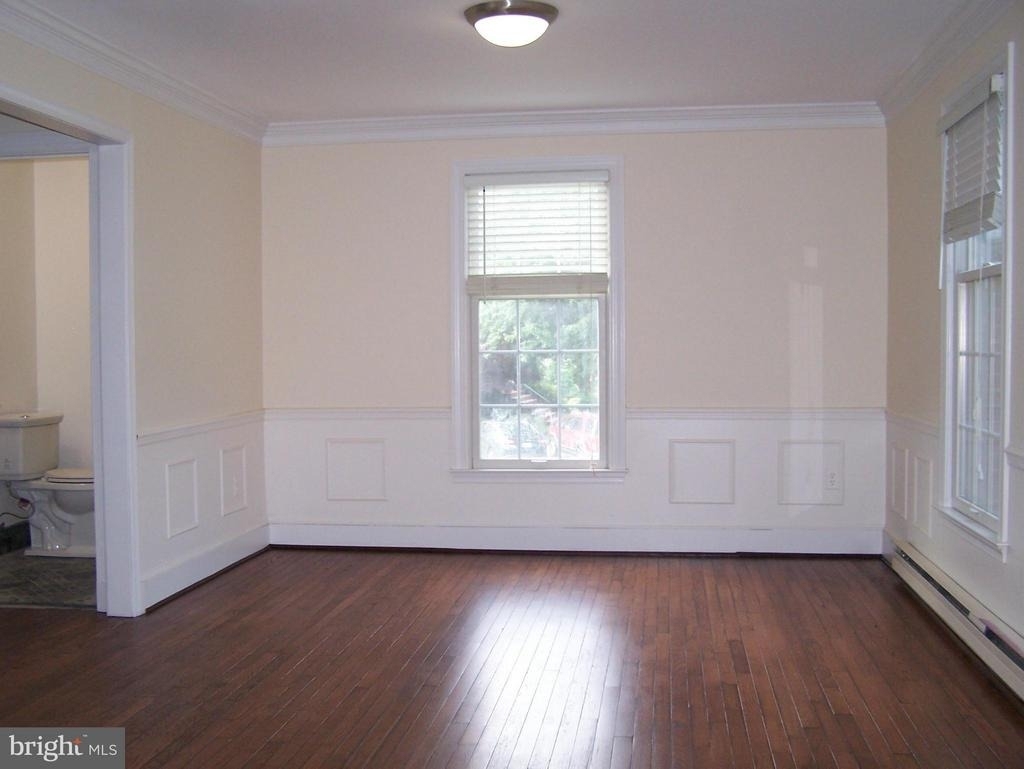 6434 Eastleigh Court - Photo 8