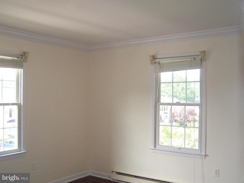 6434 Eastleigh Court - Photo 17