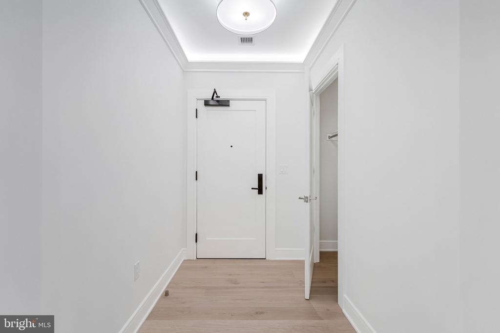 6718 Lowell Avenue - Photo 11