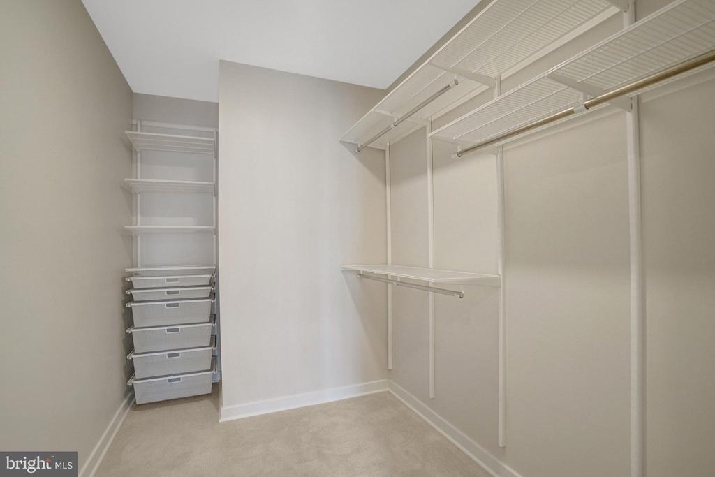 255 W Falls Station Boulevard - Photo 28