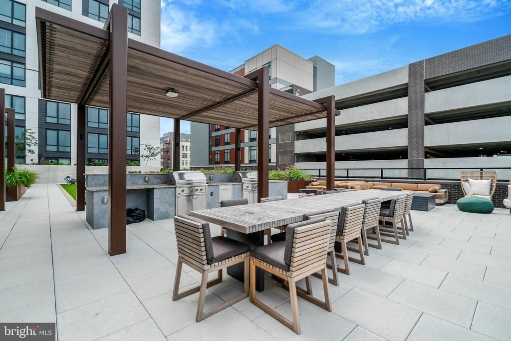 255 W Falls Station Boulevard - Photo 30