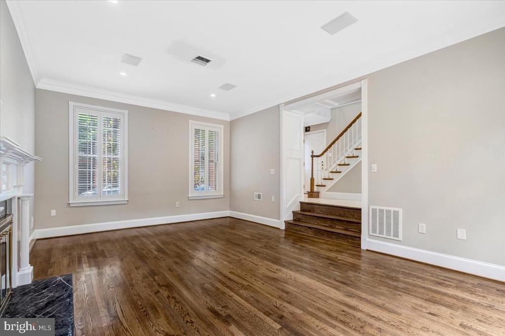 303 S Union Street - Photo 9