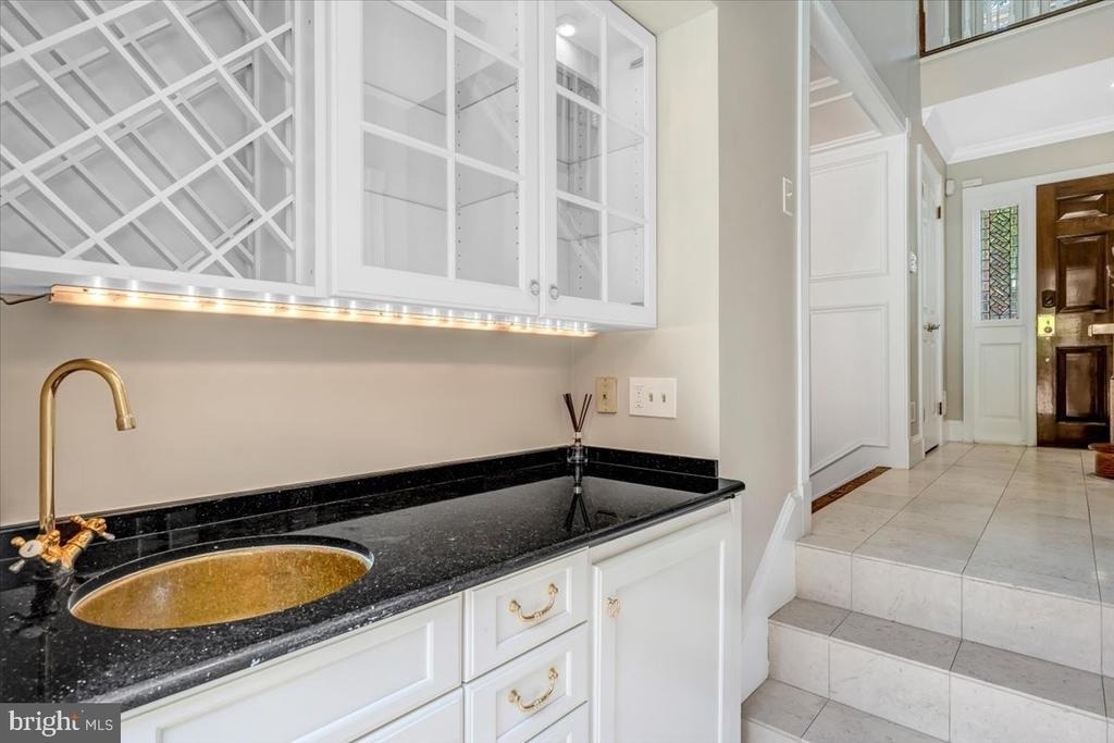 303 S Union Street - Photo 14