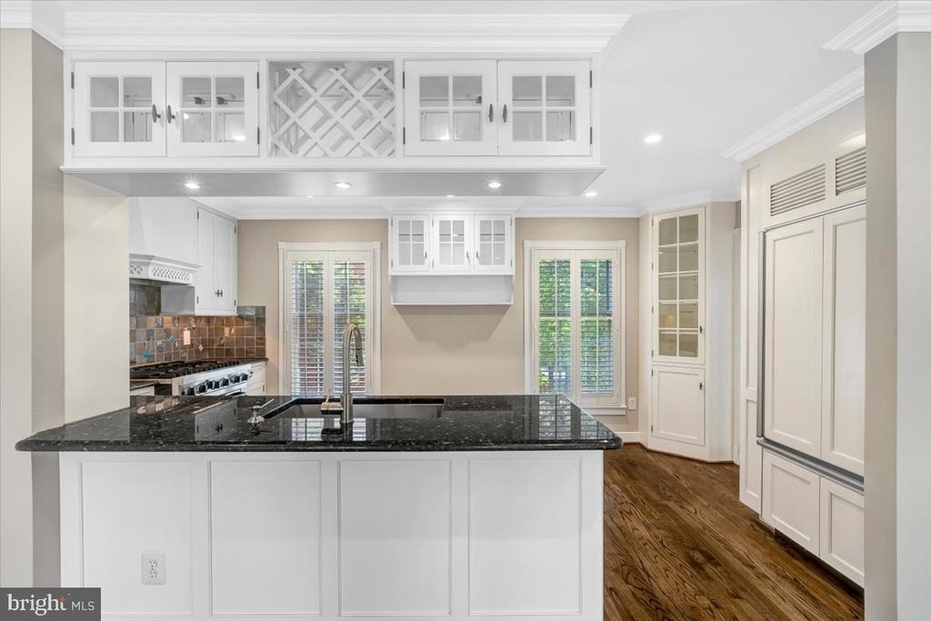 303 S Union Street - Photo 21