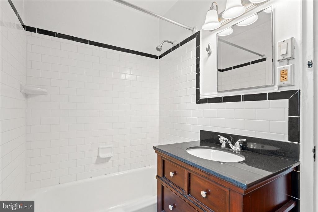 2 Ashby Street - Photo 17