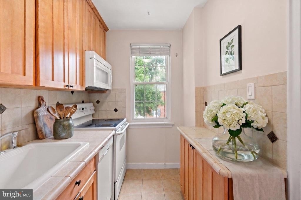 2 Ashby Street - Photo 9