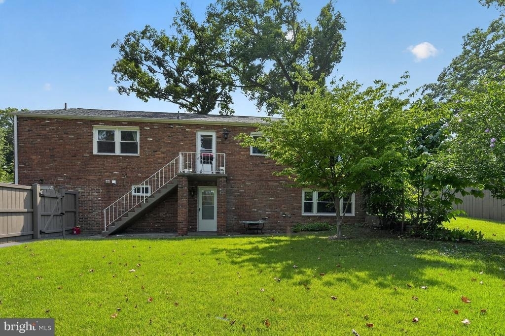 3919 N Chesterbrook Road - Photo 23