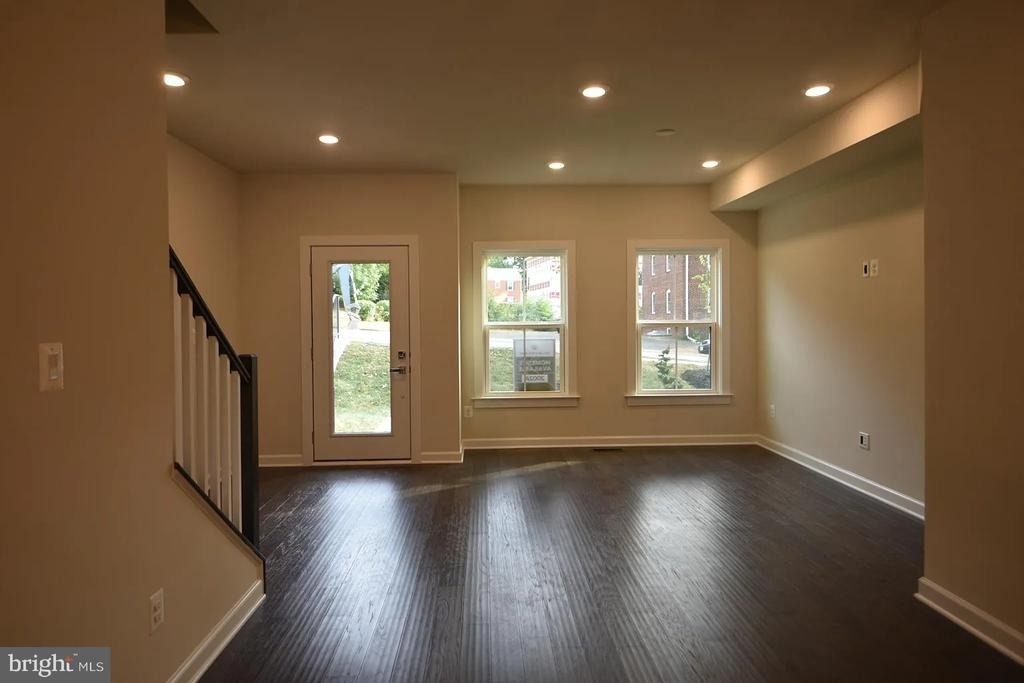 5701 11th Street N - Photo 42