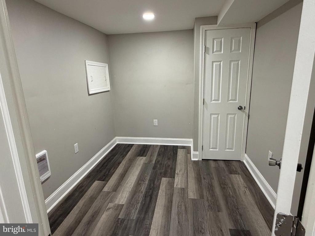 141 S 57th Street - Photo 2