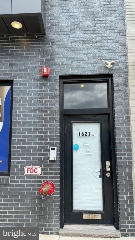1621 Ridge Avenue - Photo 13