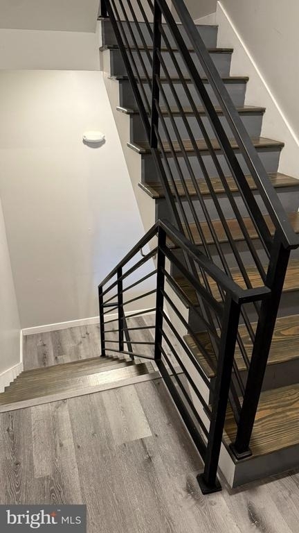 1621 Ridge Avenue - Photo 12