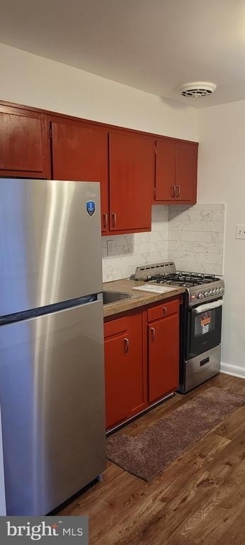 7712 Watson Street - Photo 6