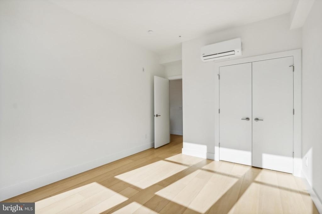2406 Frankford Avenue - Photo 16