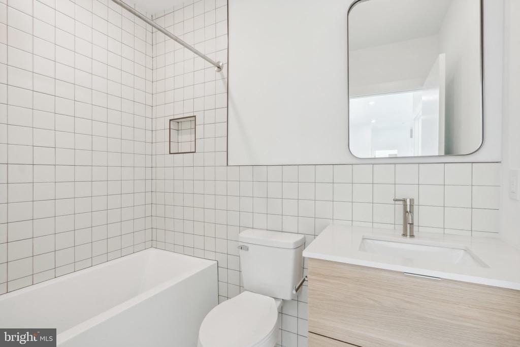 2406 Frankford Avenue - Photo 21