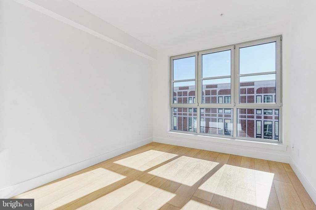 2406 Frankford Avenue - Photo 14